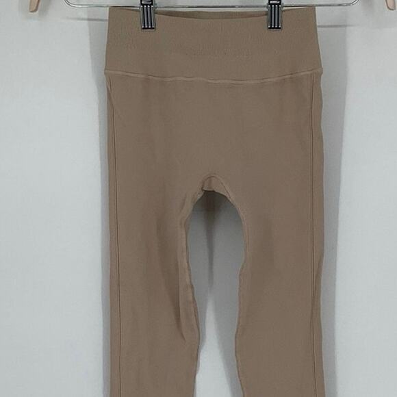 Spiritual Gangster Size M/L Beige Icon Leggings Ribbed High Waisted N4-2 - Picture 5 of 6